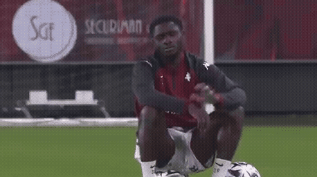 Ligue 1: Jogador Se Recusa a Aquecer Após Ser Anunciado como Reserva Imagem do artigo