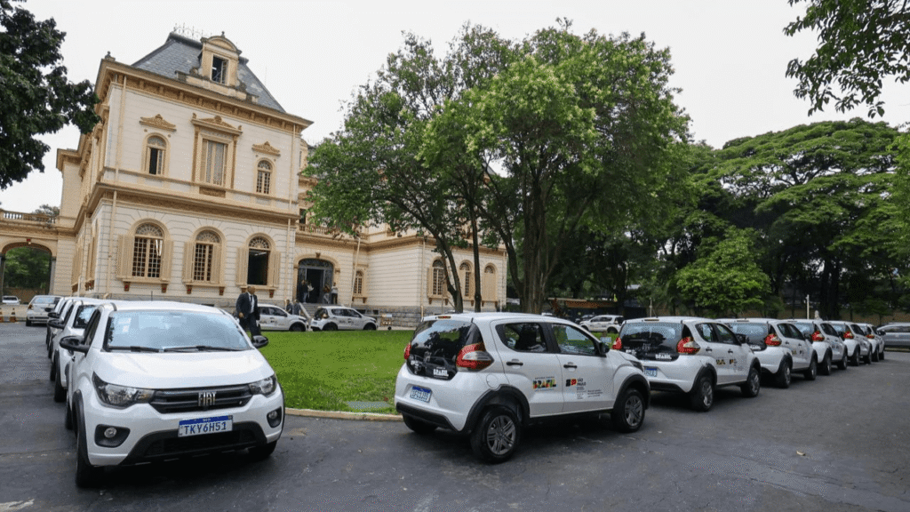 Rio Preto Reforça Políticas Jovens com Novo Veículo do Estado