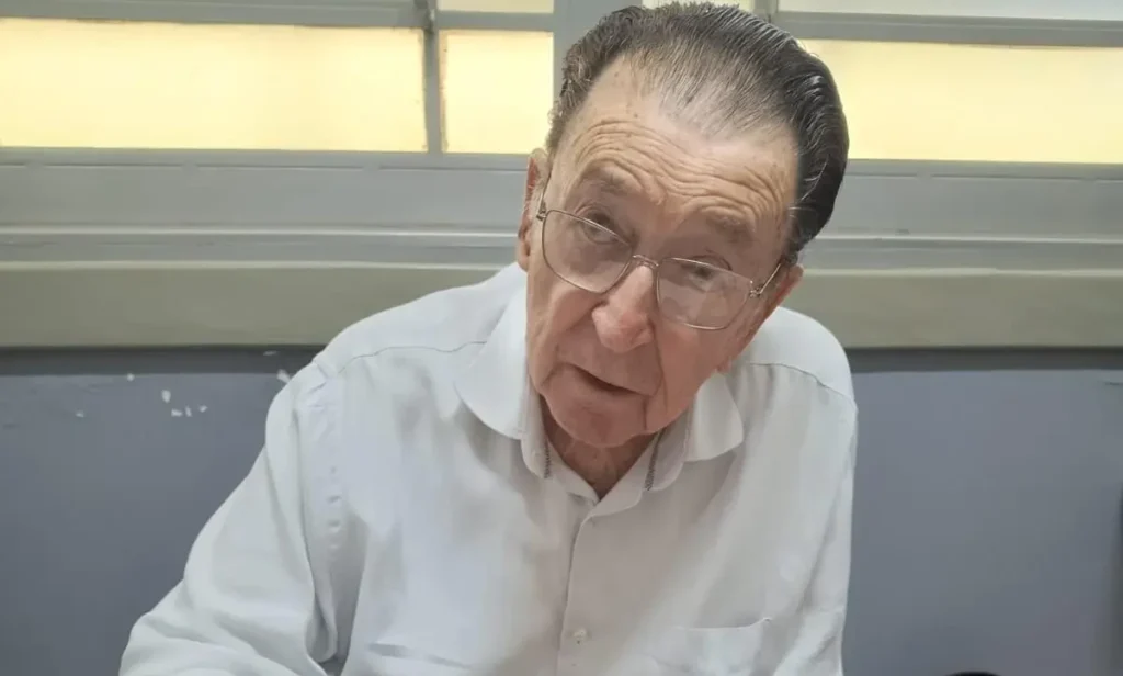 A Impactante Jornada de Haley Margon: Transformação Social pela Educação A Impactante Jornada de Haley Margon: Transformação Social pela Educação