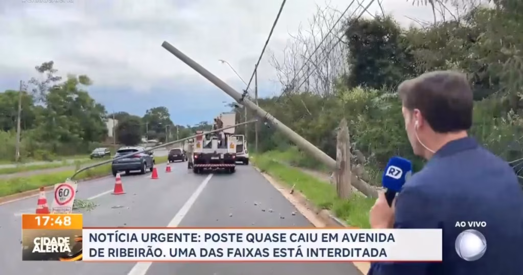 Acidente em Ribeirão Preto: Poste Atingido por Ônibus Causa Transtornos na Avenida
