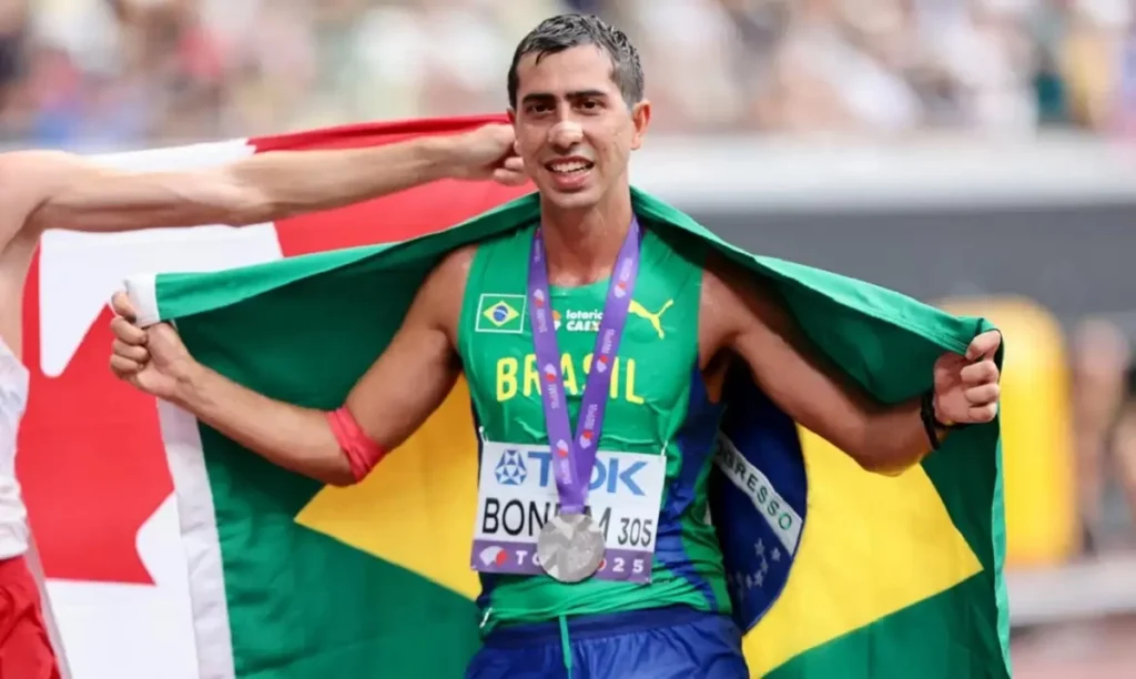 Caio Bonfim: Campeão Mundial e Medalhista Olímpico em Bate-Papo no Sesc Caio Bonfim: Campeão Mundial e Medalhista Olímpico em Bate-Papo no Sesc