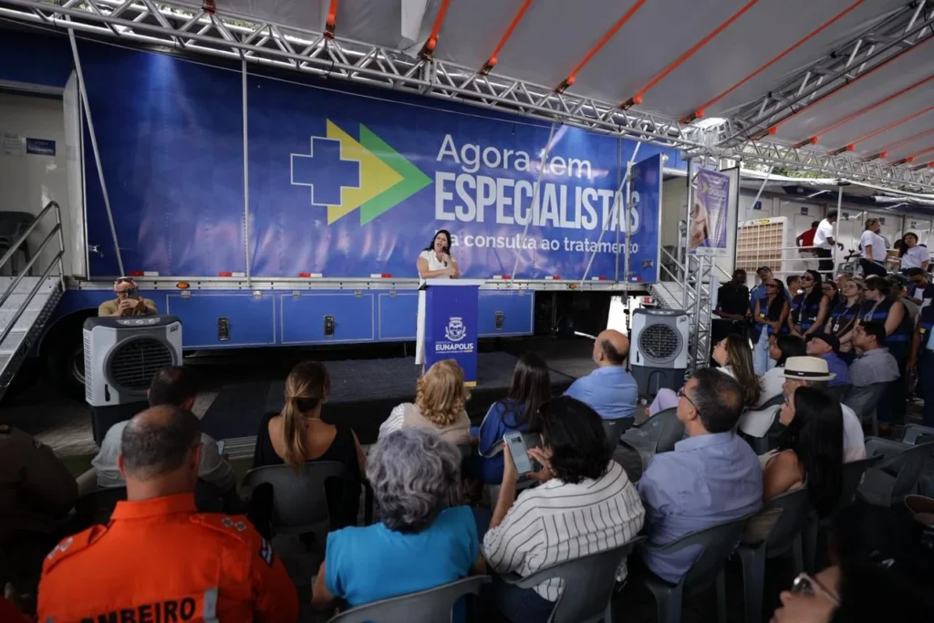 Carretas de Saúde do Programa 'Agora Tem Especialistas' Chegam a 32 Municípios na Bahia e em Todo o