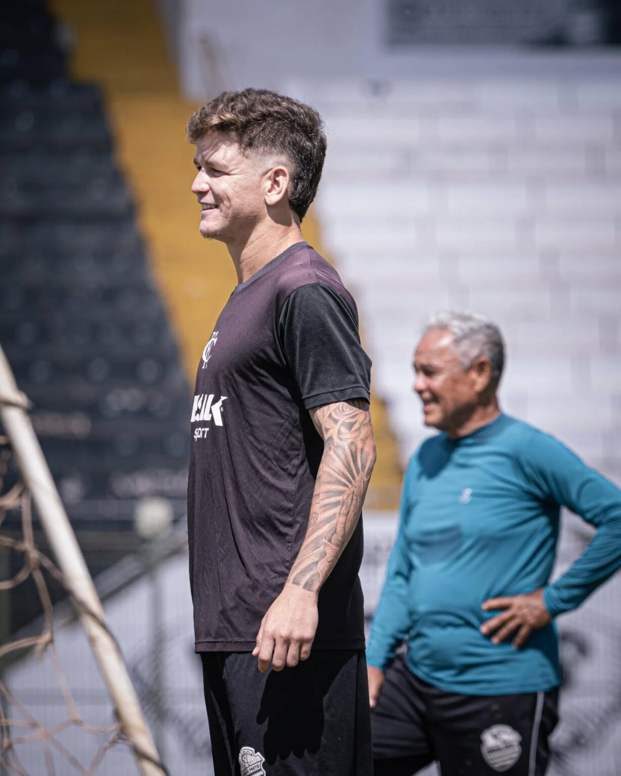 Elenco Reformulado do Comercial Renova Esperanças com Petuba à Frente Elenco Reformulado do Comercial Renova Esperanças com Petuba à Frente