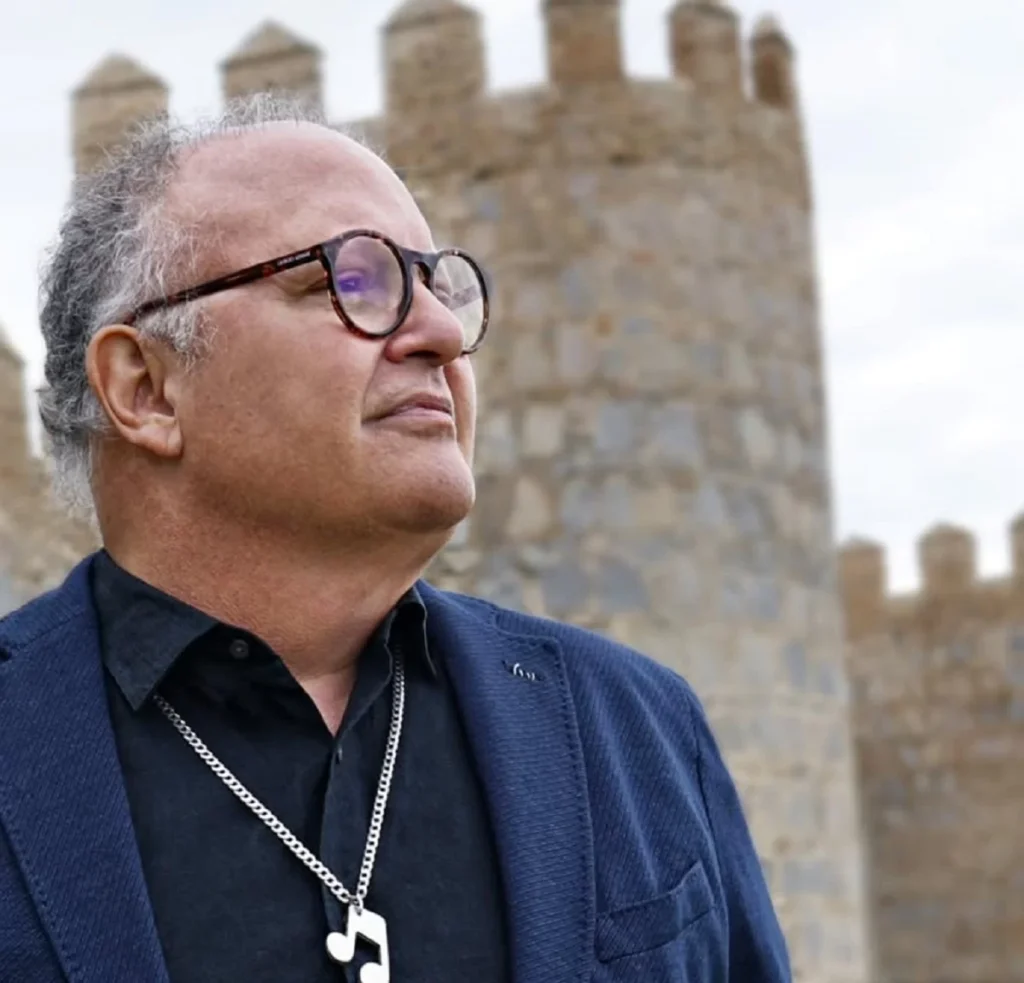 Guilherme Arantes Leva a Turnê ‘50 Anos-Luz’ a Ribeirão Preto