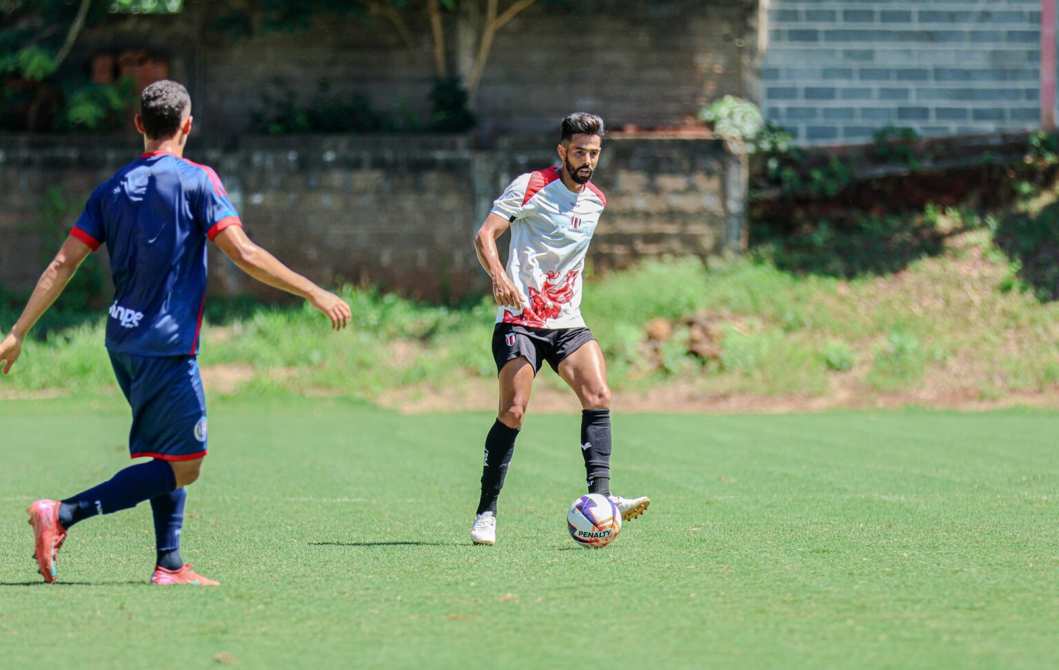 Jonathan Foca na União e Fome de Jogo para o Botafogo-SP em 2026