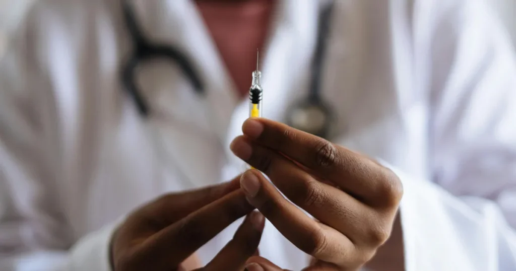 Ministério da Saúde Investiga Falhas no Registro de Vacinação em 45 Municípios