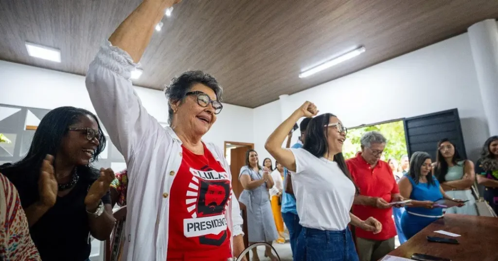 Movimento ‘Mulheres Vivas’ é Lançado na Bahia para Combater o Feminicídio Movimento 'Mulheres Vivas' é Lançado na Bahia para Combater o Feminicídio