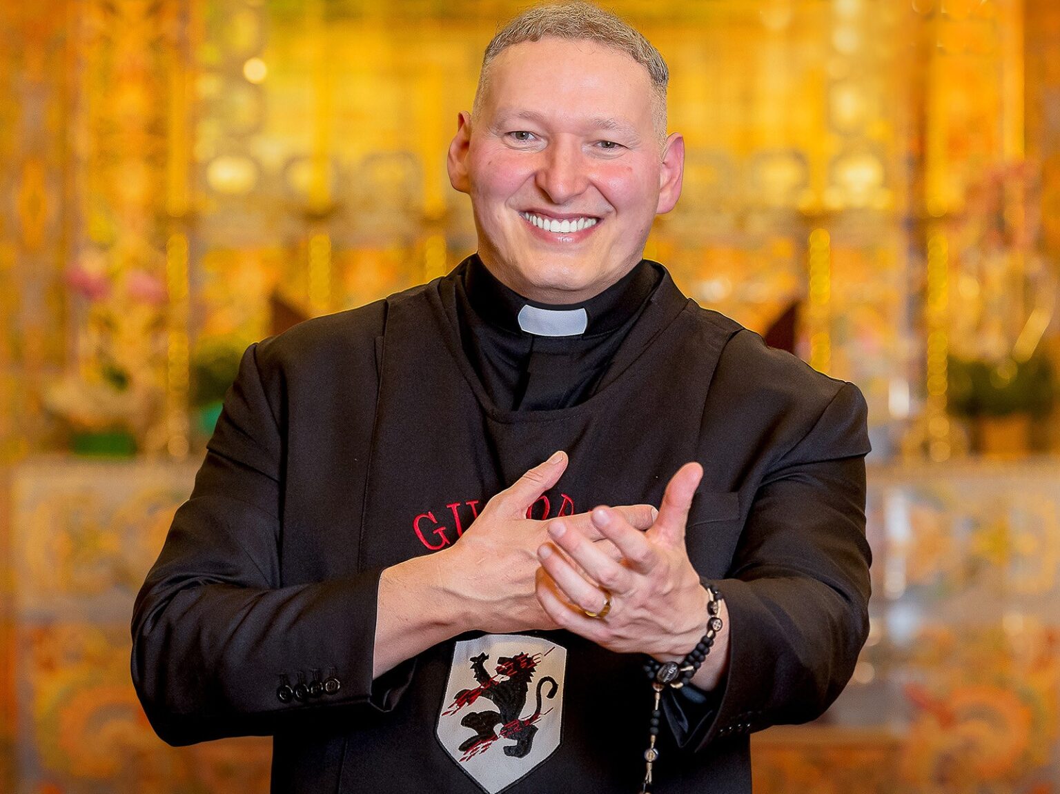 Padre Marcelo Rossi Enfatiza a Importância da Fé e do Acompanhamento Profissional na Saúde Mental