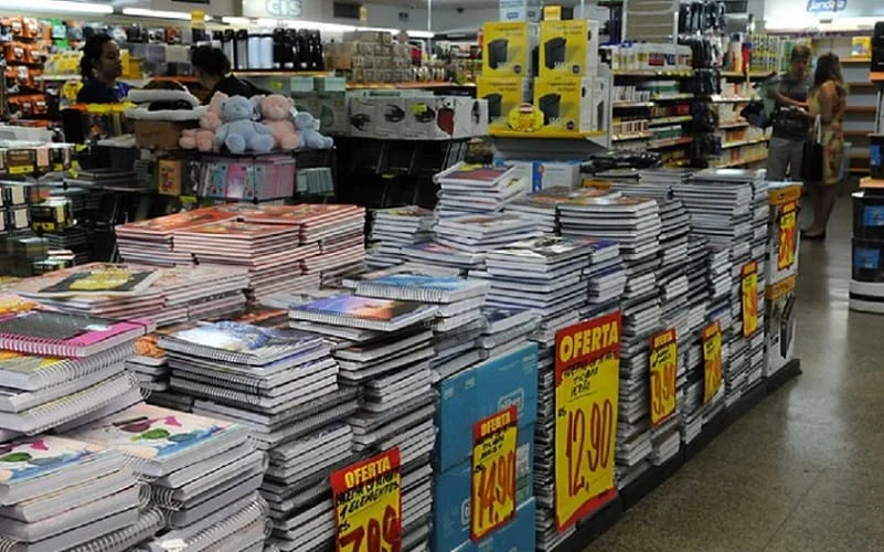 Pesquisa do Procon-SP Revela Variações de Preços no Material Escolar em São Paulo Pesquisa do Procon-SP Revela Variações de Preços no Material Escolar em São Paulo