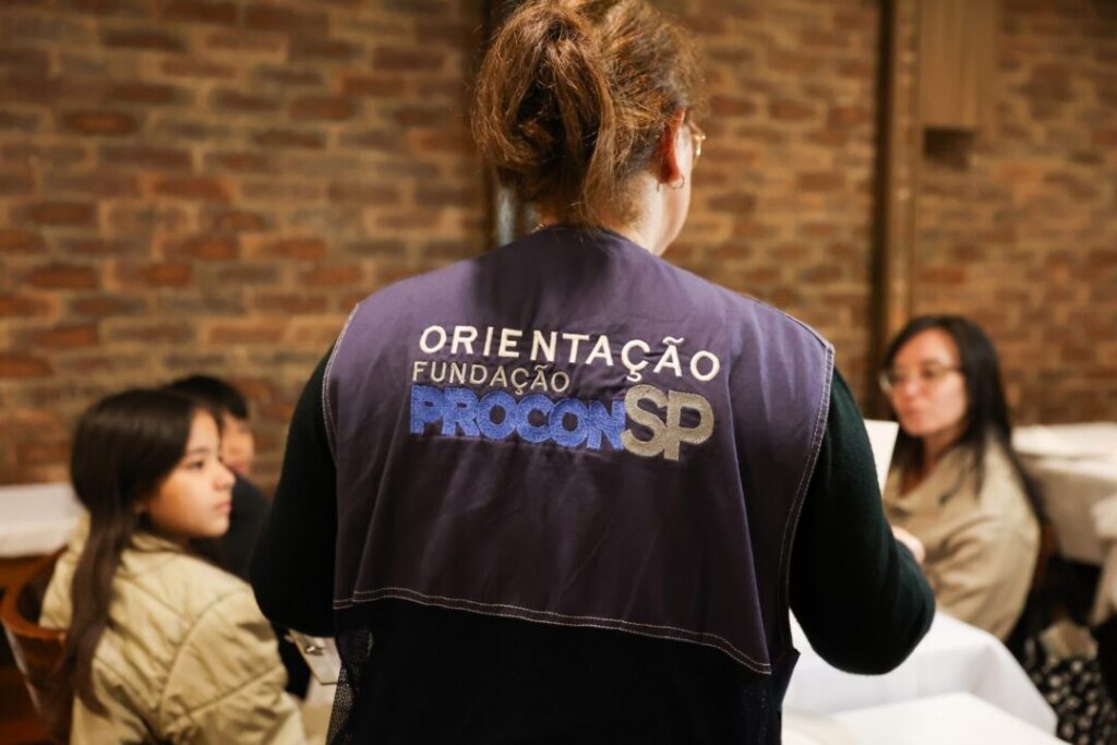 Procon-SP Revela Variação de Até 280% nos Preços de Material Escolar em São Paulo