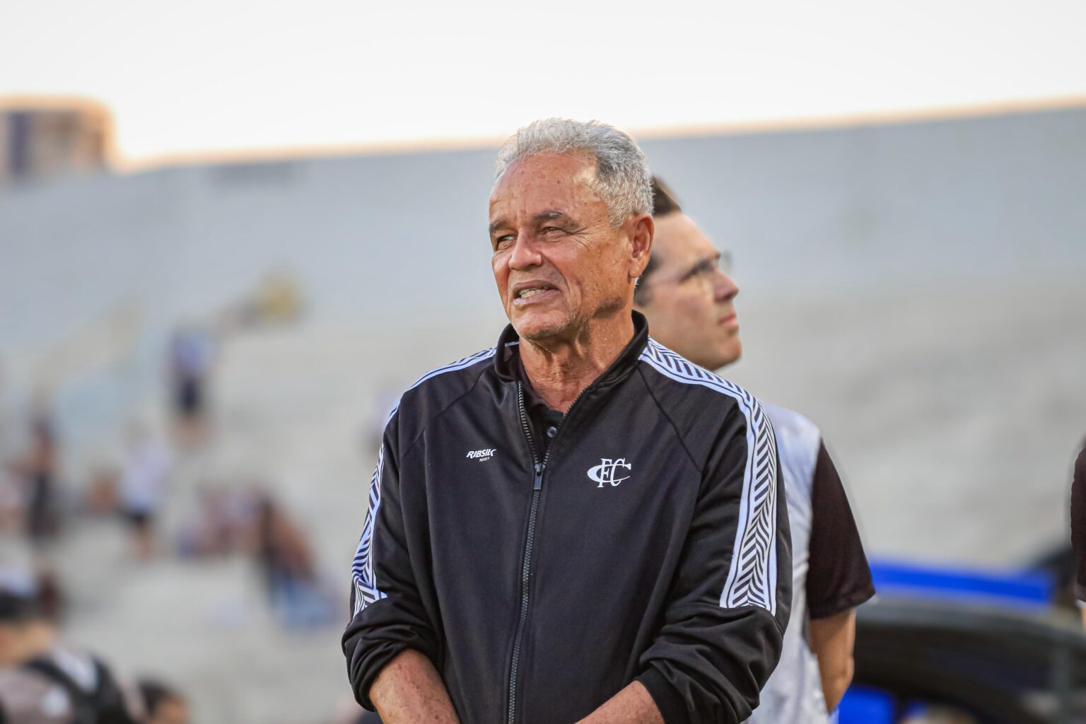 Técnico Roberval Comenta Vitória do Comercial em Jogo-Treino: Avaliação Positiva