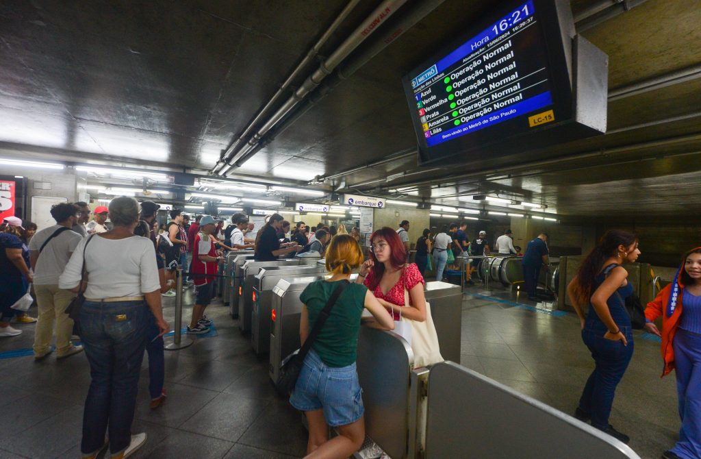 Alterações nos Serviços Públicos Durante o Carnaval 2026 em SP Alterações nos Serviços Públicos Durante o Carnaval 2026 em SP