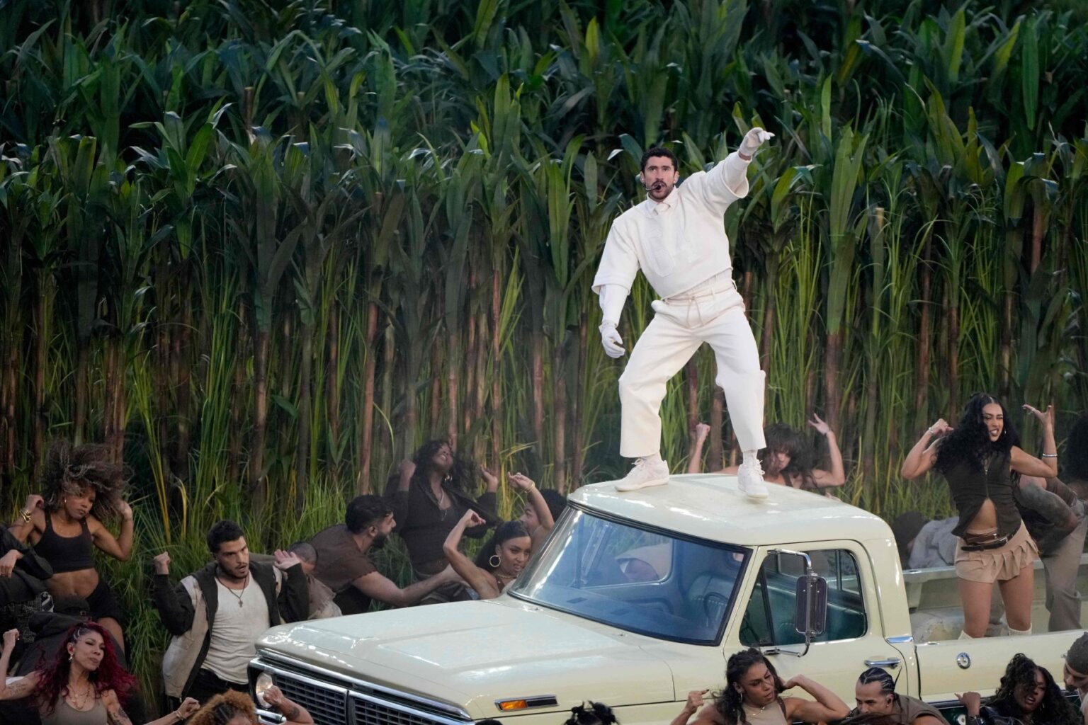 Celso de Mello: Xenofobia Racizada Não Pode Ser Considerada Política Pública