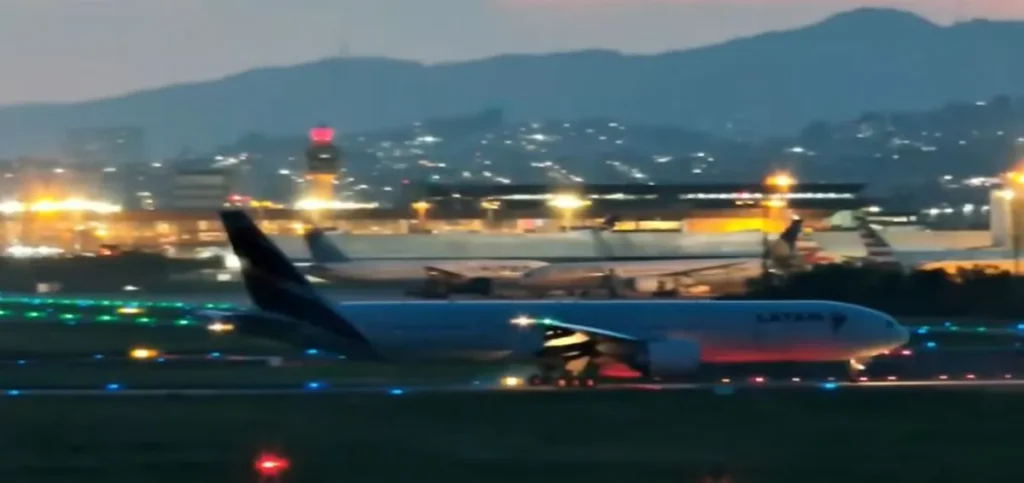 Emergência em Guarulhos: Avião da Latam Aborta Decolagem por Motor Quente