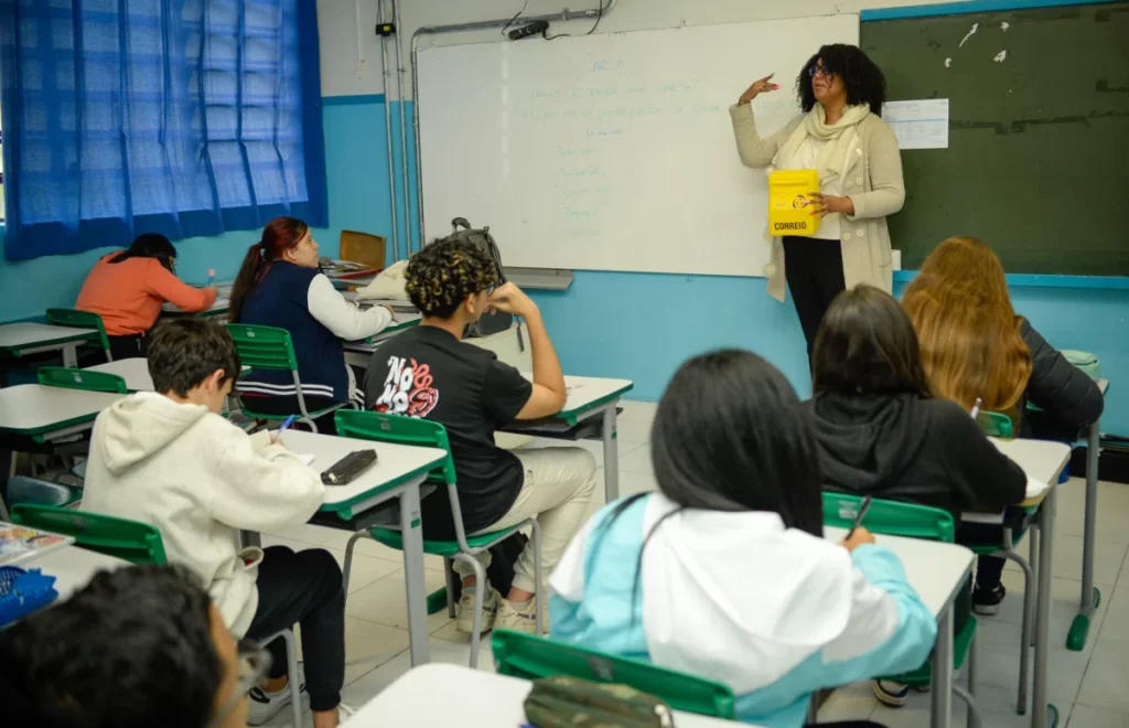 Escolas de Ribeirão Preto Iniciam Parceria com Harvard para Melhorar Aprendizagem
