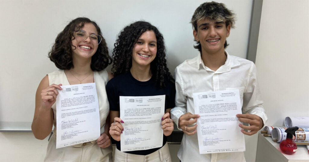 Laboratório da USP Leva Ensino Médio à Pesquisa em Nanotecnologia