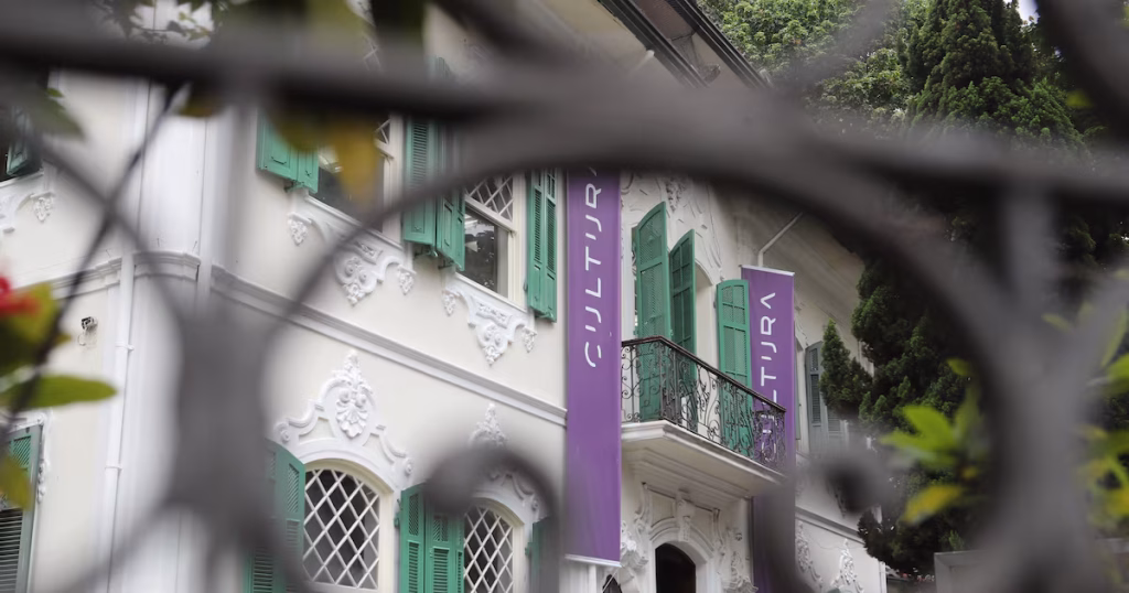 Livraria Cultura encerra suas últimas lojas após falência e acumula dívida de R$ 288 milhões Livraria Cultura encerra suas últimas lojas após falência e acumula dívida de R$ 288 milhões