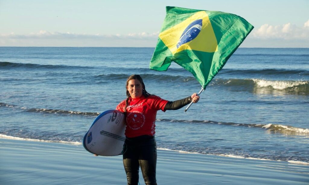 Malu Mendes: Fenômeno do Surf Adaptado e Suas Aventuras em Novos Esportes