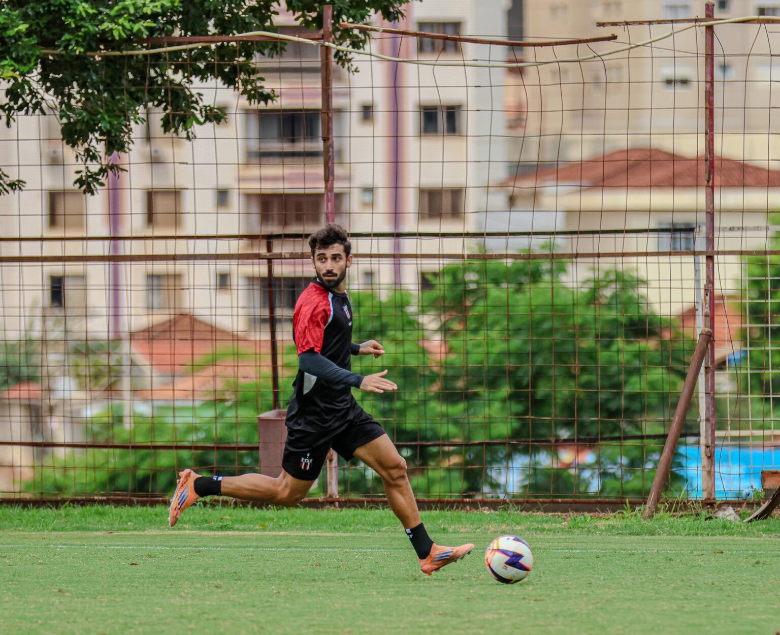 Patrick Brey Encarando Finais Como Decisões e Botafogo-SP Rumo ao G-8