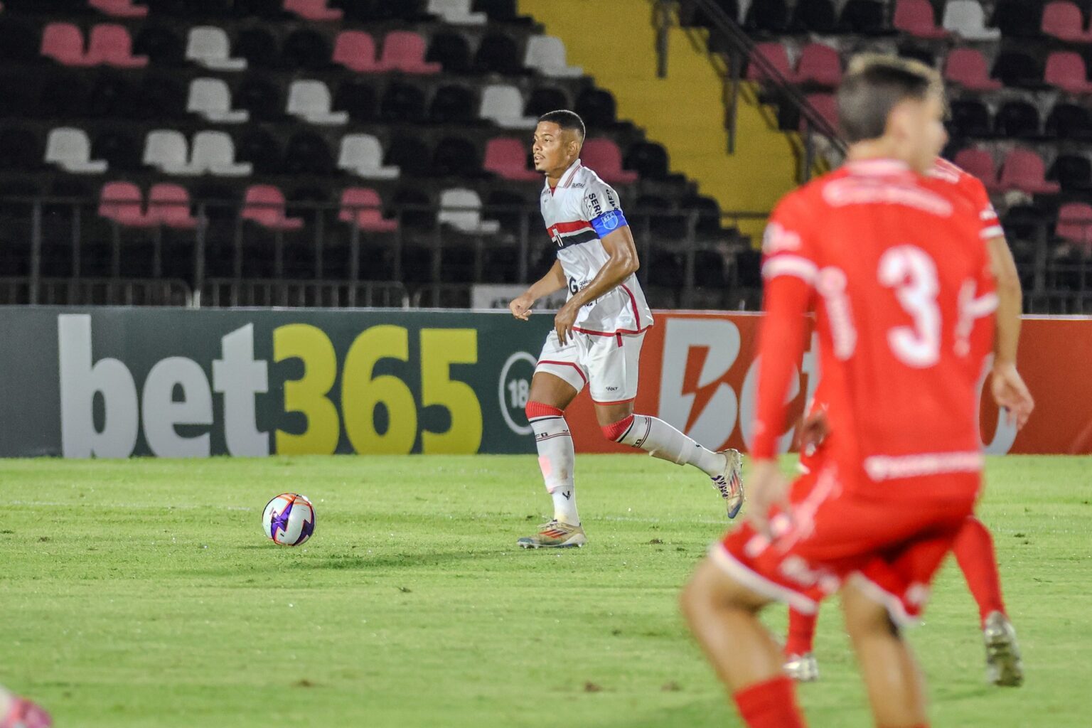 Quatro Jogadores do Botafogo-SP Disputaram Todos os Minutos no Paulistão
