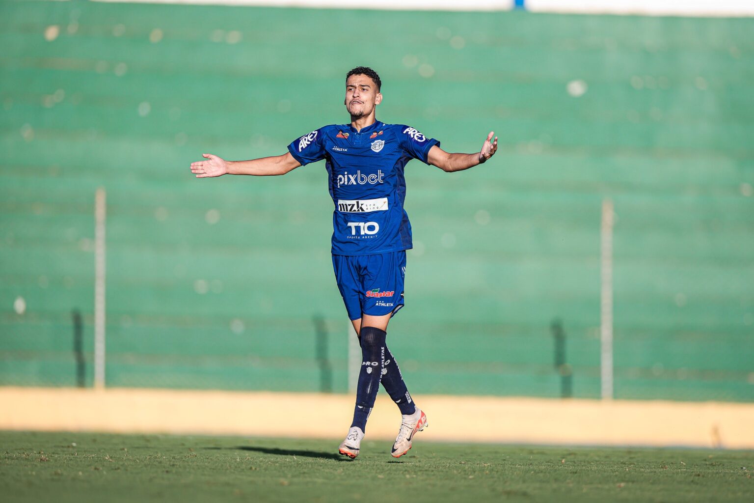 Botafogo-SP Anuncia Wesley, Atacante Ex-Anapolina e Monte Azul