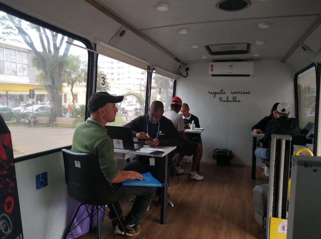 Cidadania Itinerante: Serviços Gratuitos em Cidades da Região de Araçatuba e São José do Rio Preto Cidadania Itinerante: Serviços Gratuitos em Cidades da Região de Araçatuba e São José do Rio Preto