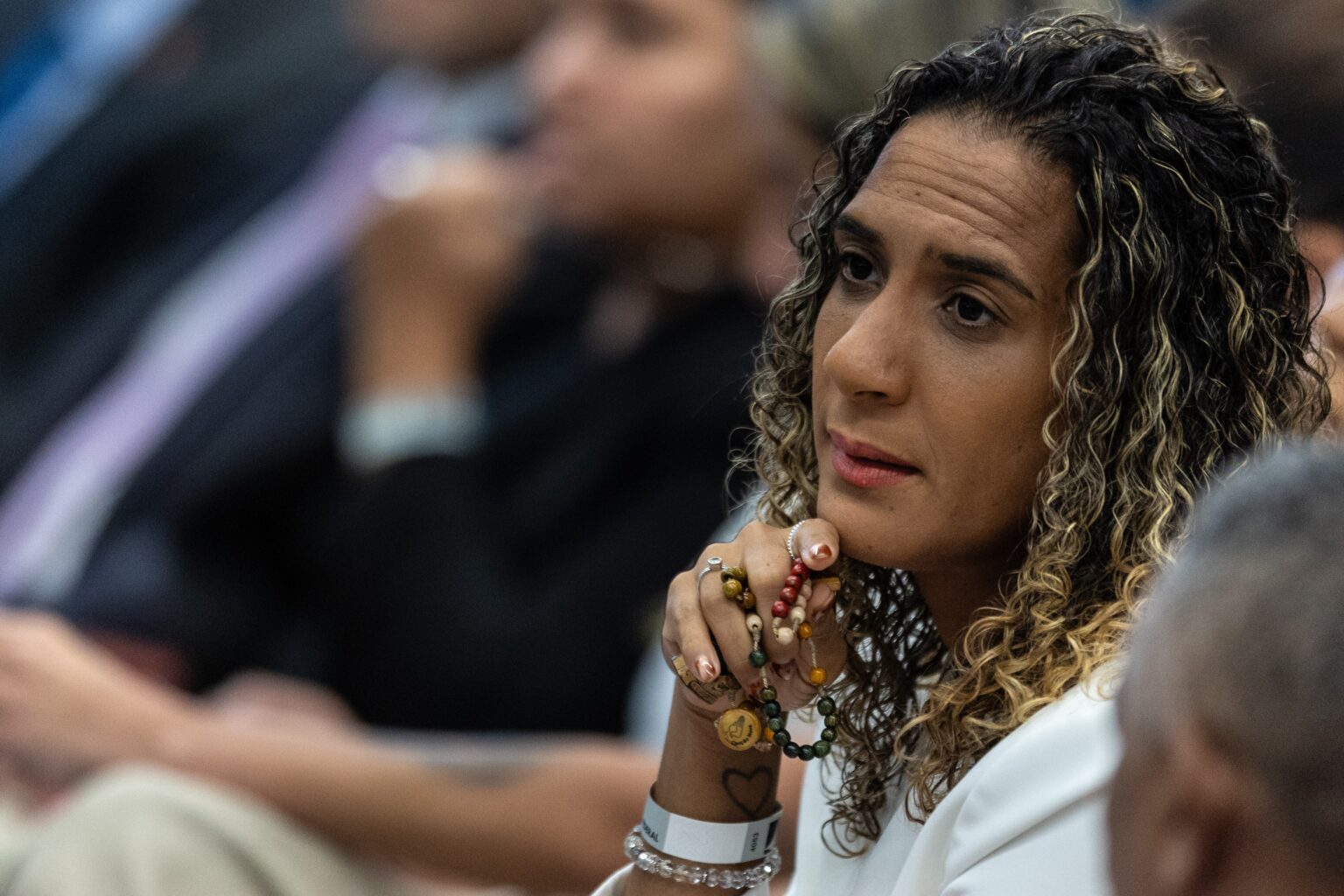 Denúncia contra Silvio Almeida é um chamado à ação para mulheres, afirma Anielle Franco