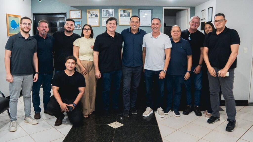 Eleições 2026: Felício Ramuth se Junta ao MDB em Movimento Estratégico Eleições 2026: Felício Ramuth se Junta ao MDB em Movimento Estratégico