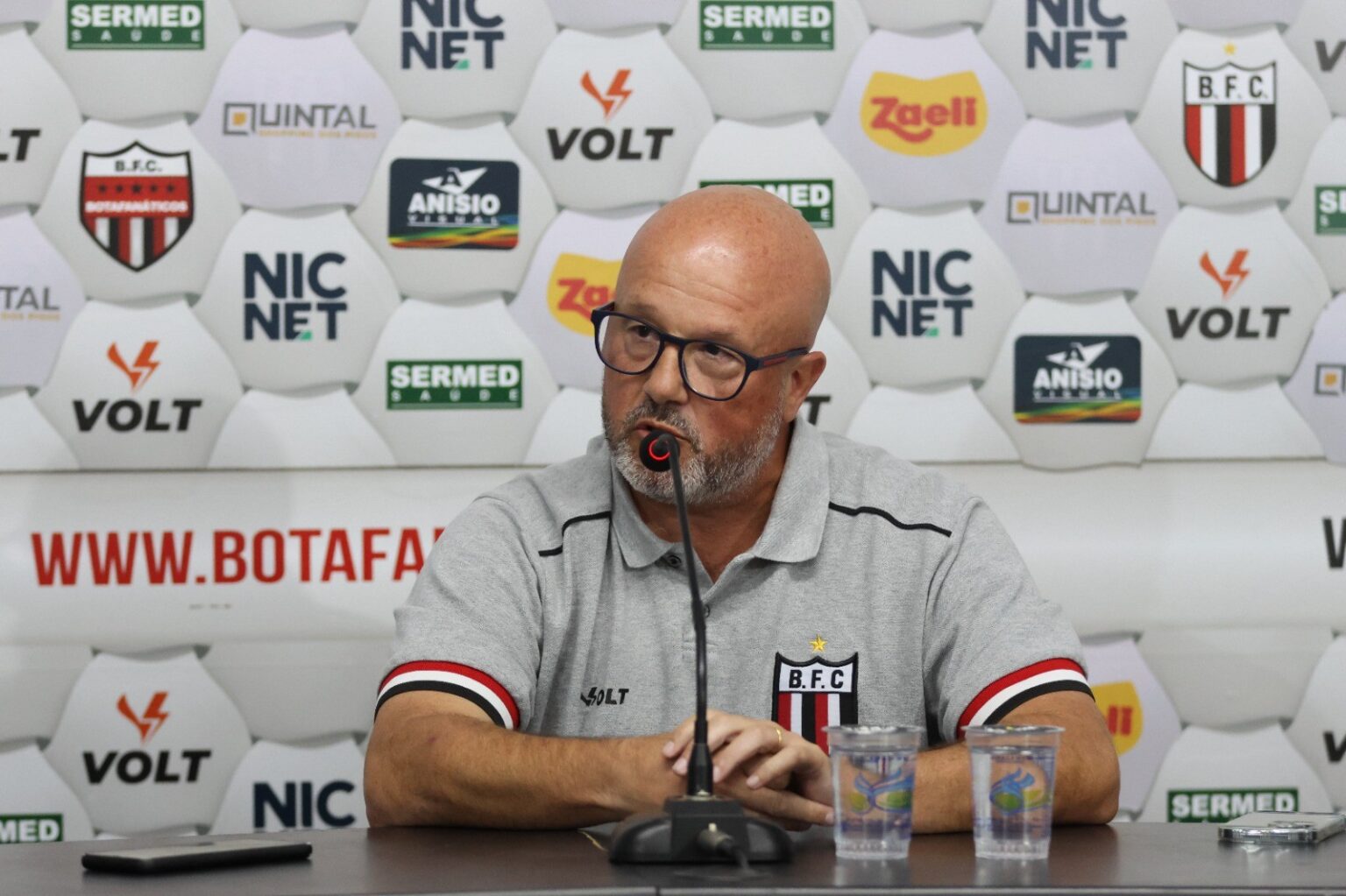 Elenco do Botafogo-SP Está Fechado para a Série B, Afirma André Leite Elenco do Botafogo-SP Está Fechado para a Série B, Afirma André Leite