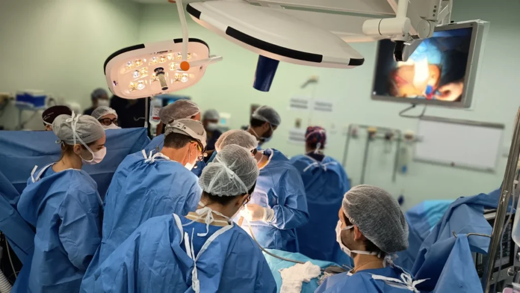 Gêmeas Siamesas Realizam 4ª Cirurgia em Ribeirão Preto com Êxito