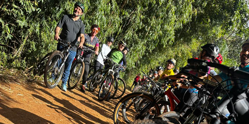 Pedalando com o Sesc: Uma Iniciativa para Valorização da Cidadania e Saúde Pedalando com o Sesc: Uma Iniciativa para Valorização da Cidadania e Saúde