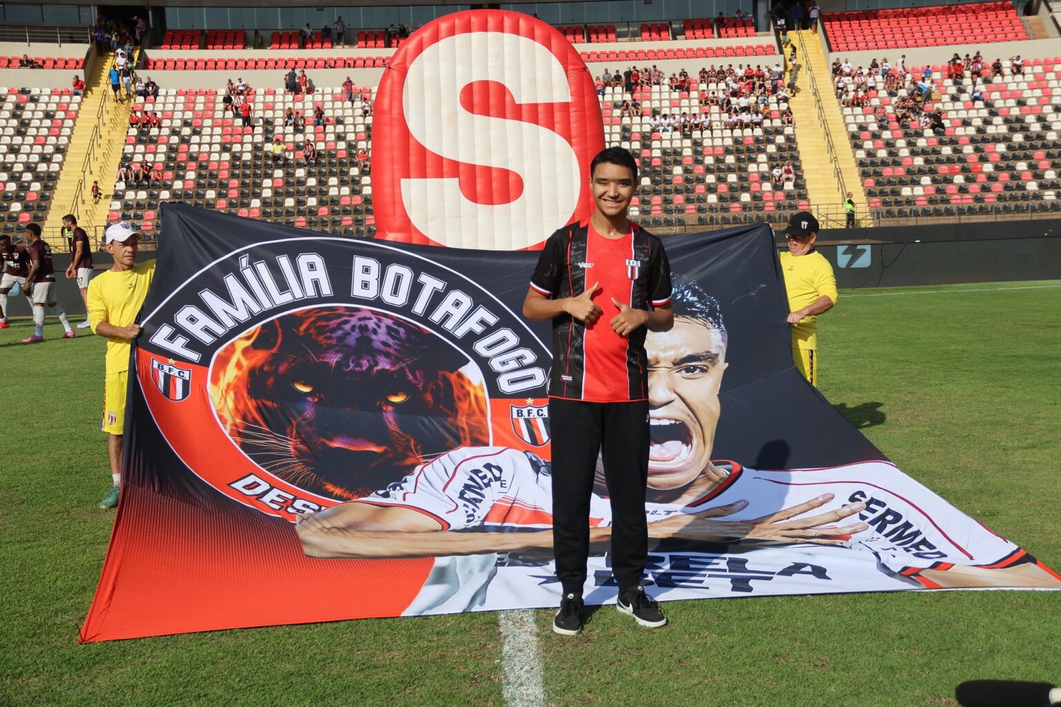 Pedro Severino: Um ano de superação após o grave acidente Pedro Severino: Um ano de superação após o grave acidente