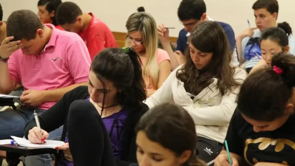 Prefeitura de Pedregulho em SP: Concurso Público Com Salários de Até R$ 13 Mil