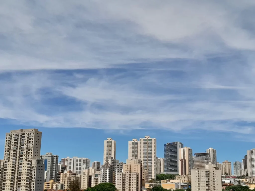 Previsão do Tempo em Ribeirão Preto: Mudanças e Chuva a Caminho