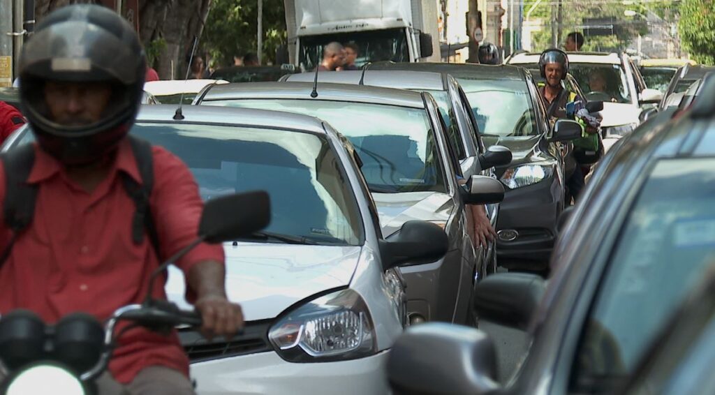 Ribeirão Preto: Multas por Falta de Licenciamento Atingem Dez Motoristas por Dia em 2026