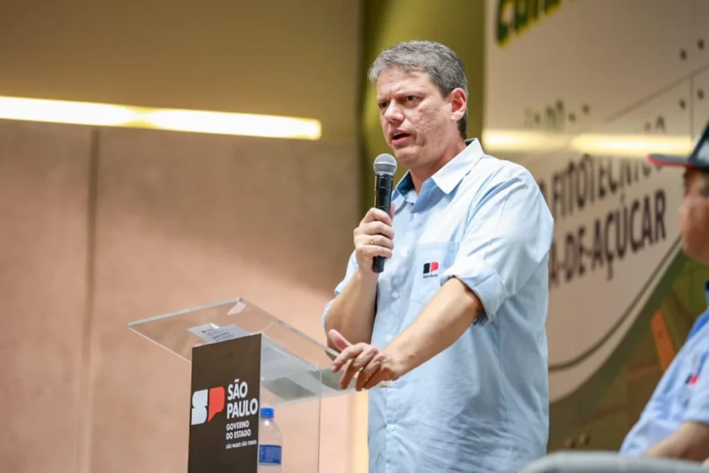 Tarcísio Sanciona Nova Lei sobre Hino Nacional nas Escolas de SP