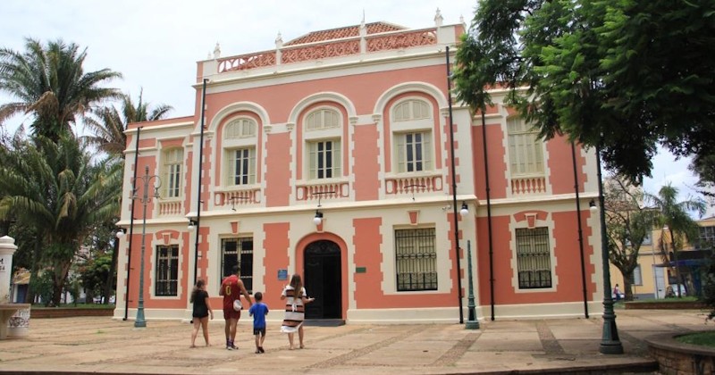 Agenda Cultural de Araraquara: Programe-se para uma Semana Repleta de Arte e Diversão Agenda Cultural de Araraquara: Programe-se para uma Semana Repleta de Arte e Diversão