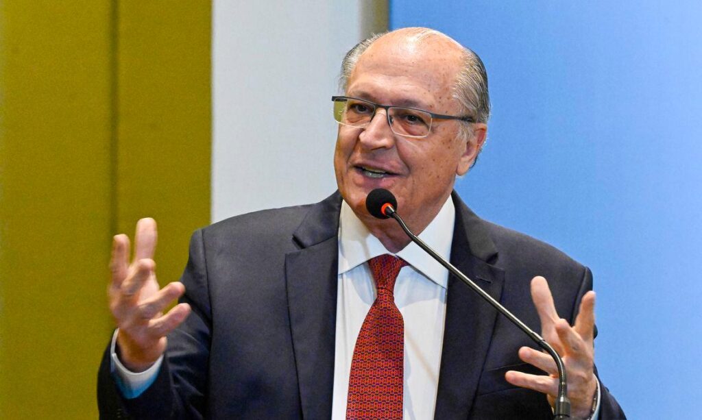 Agrishow 2026: Alckmin Lança Programa de R$ 10 Bi, Mas Setor Reage com Críticas