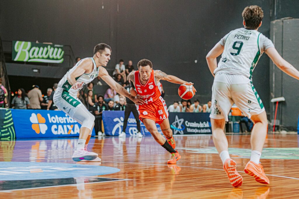 Bauru e Paulistano se Enfrentam nas Oitavas do NBB; Datas e Onde Assistir