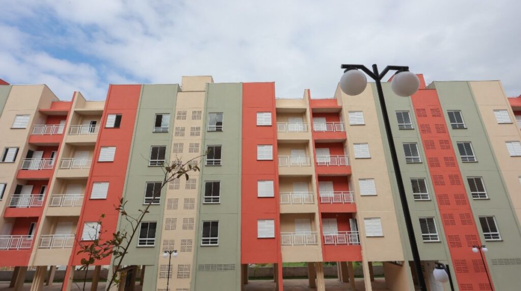 CDHU Oferece 43 Vagas de Estágio com Bolsa de até R$ 2 Mil; Inscrições até 13 de Maio