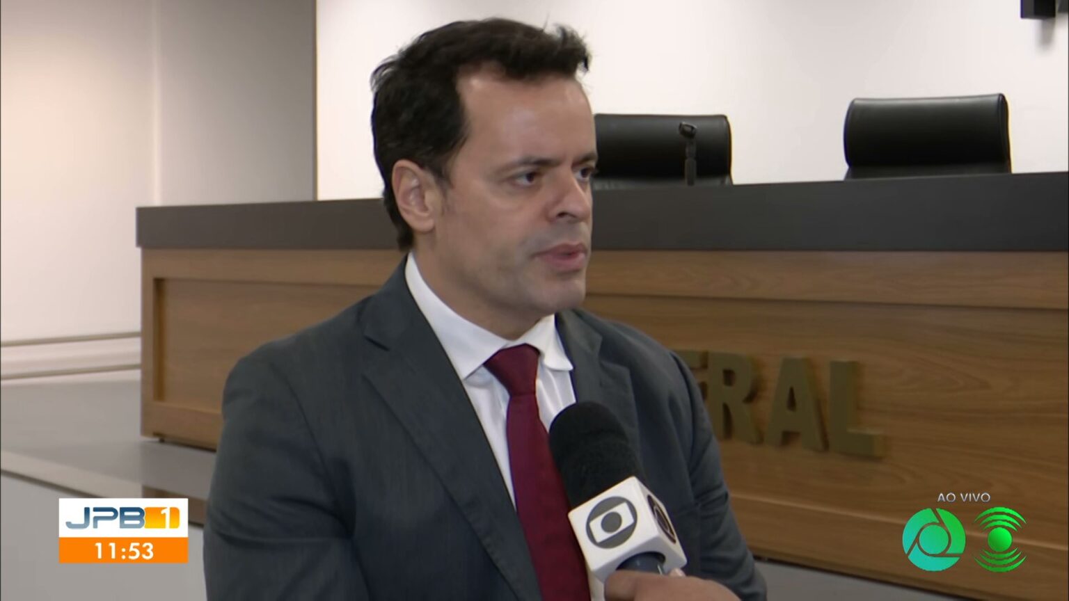 Convocação de Representante dos EUA por Pedido de Saída de Delegado da PF Gera Repercussão