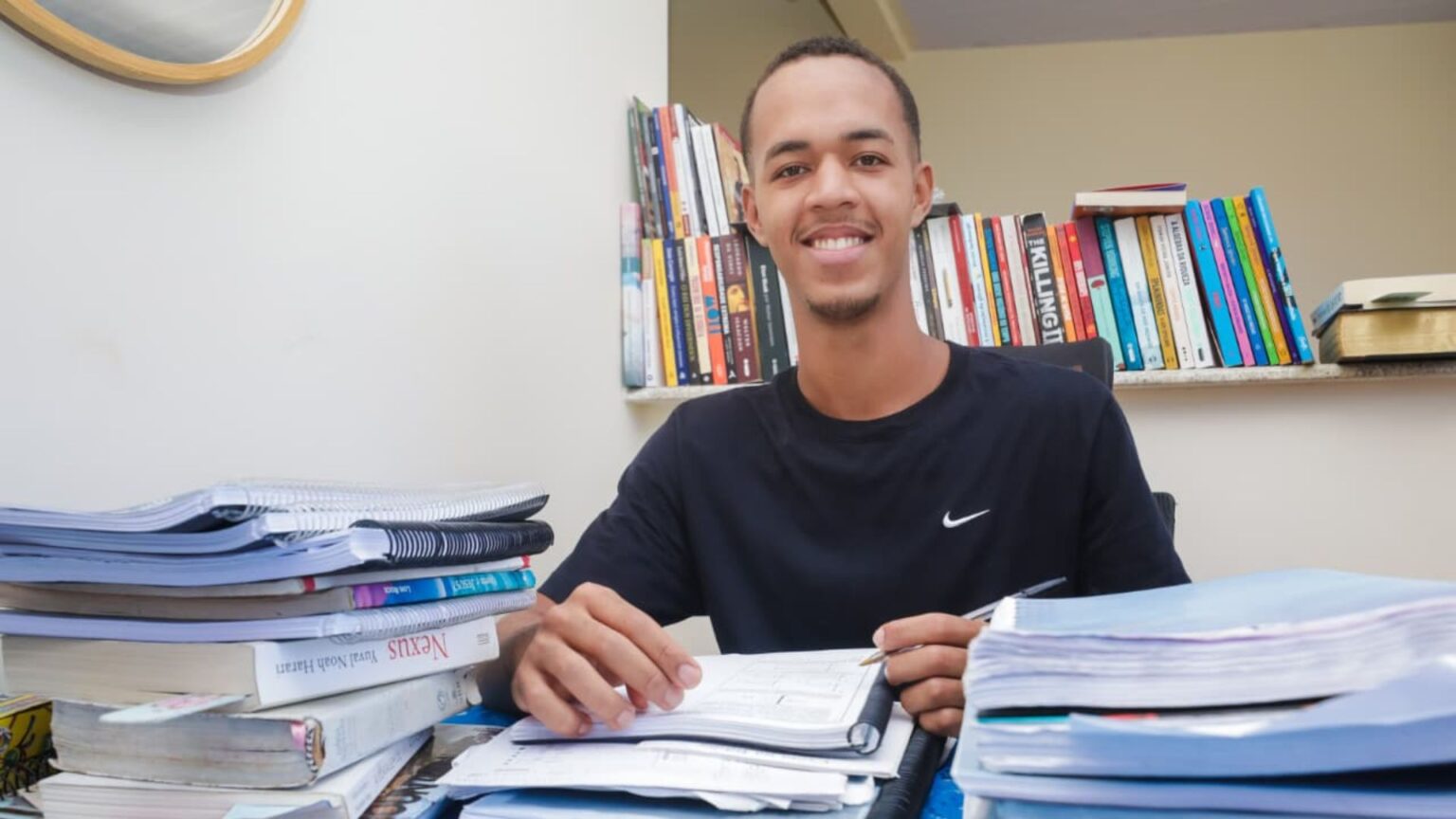 Davi Rocha: A Inspiração de um Jovem de Arembepe que Conquistou Vagas em Medicina