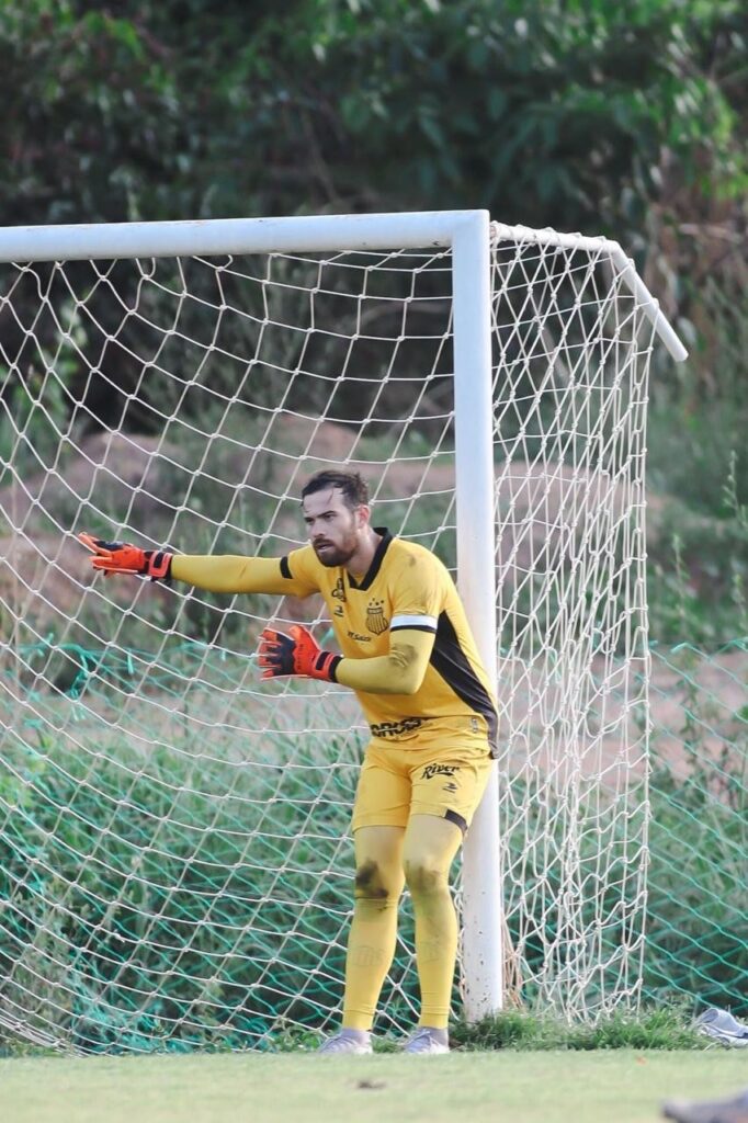 Fávero se destaca no Sampaio e espera Superclássico histórico contra o Moto na Série D