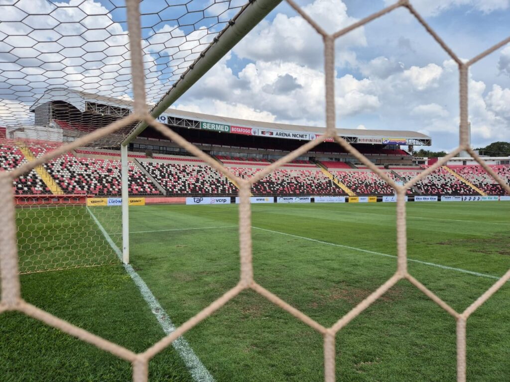 Mudança no Jogo: Botafogo-SP e Atlético-GO Agora se Enfrentam no Domingo
