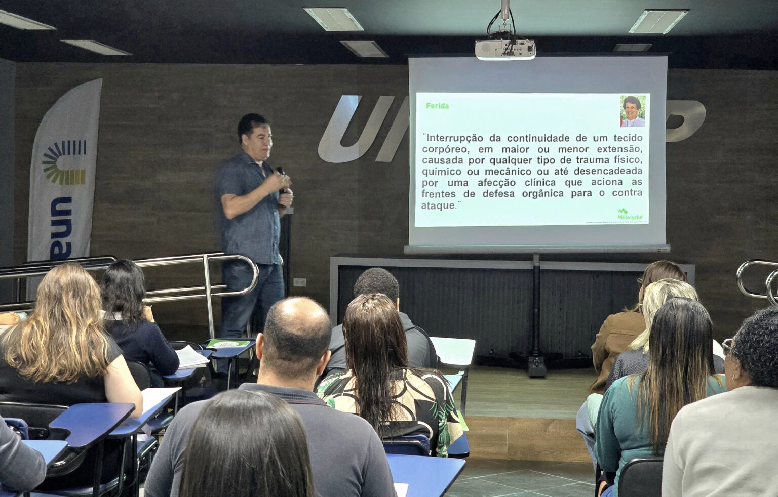 Treinamento Inova na Avaliação de Ferimentos na Saúde Pública de Guarujá