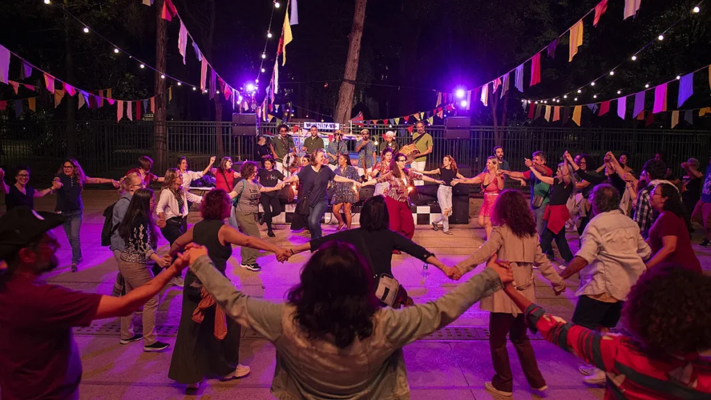 Pina Junina 2026: Celebração da Cultura Popular na Praça da Pinacoteca em São Paulo