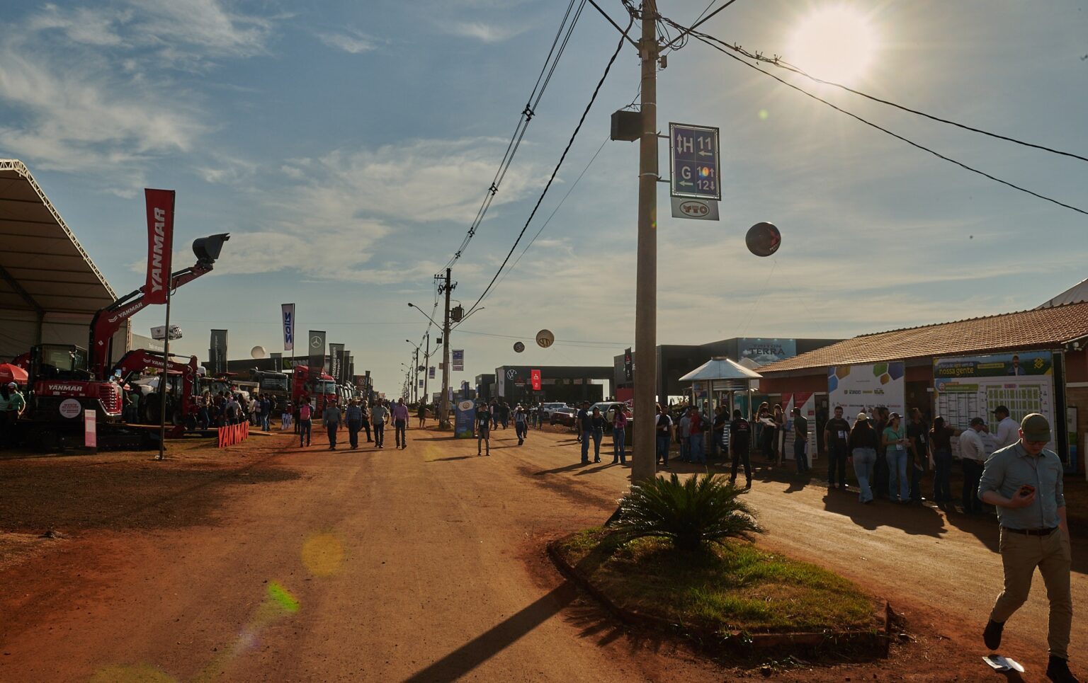 Agrishow 2026: Queda de 22% nos Negócios e Desafios para o Agronegócio