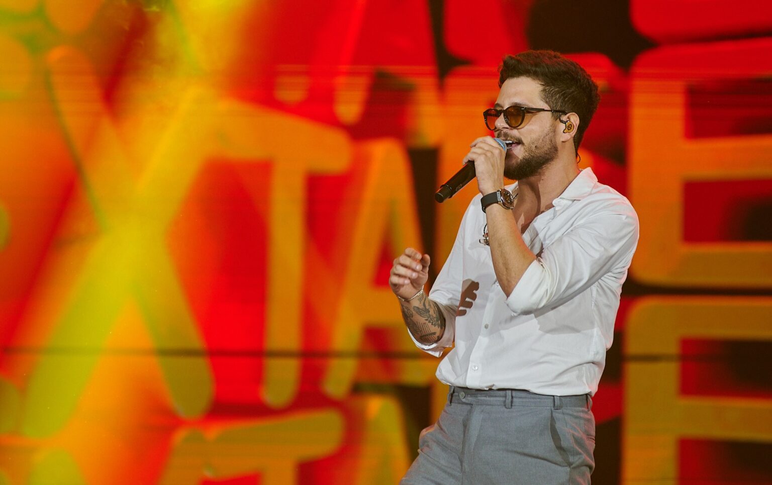 Fred & Fabrício encantam público com sucessos e covers no Ribeirão Rodeo Music 2026