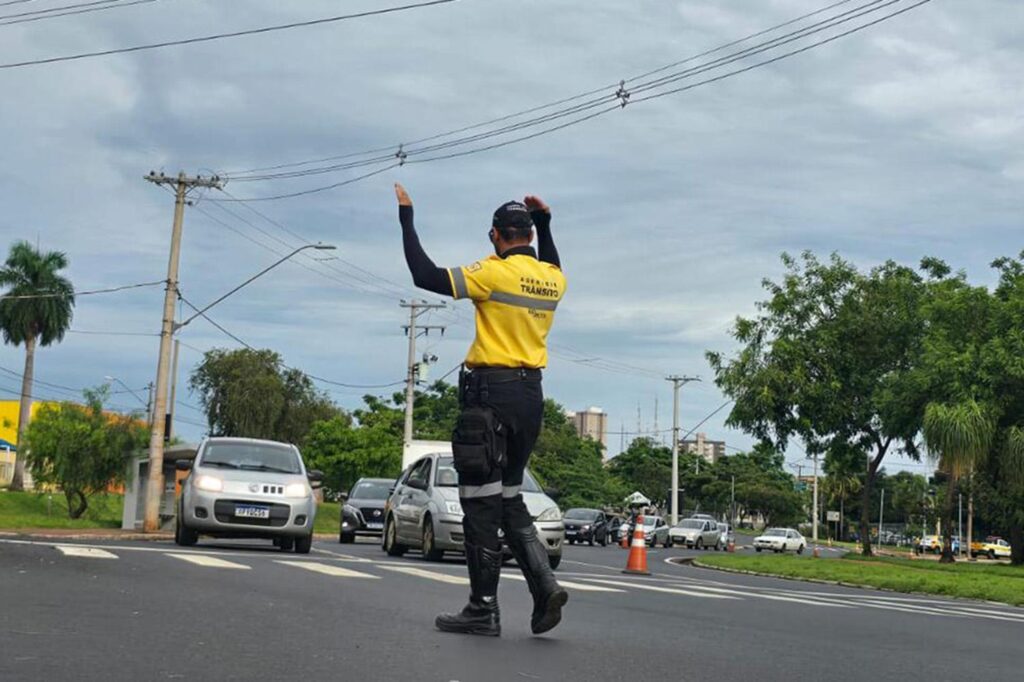 Interdição em Ribeirão Preto: Volta Ciclística Internacional Agita o Centro