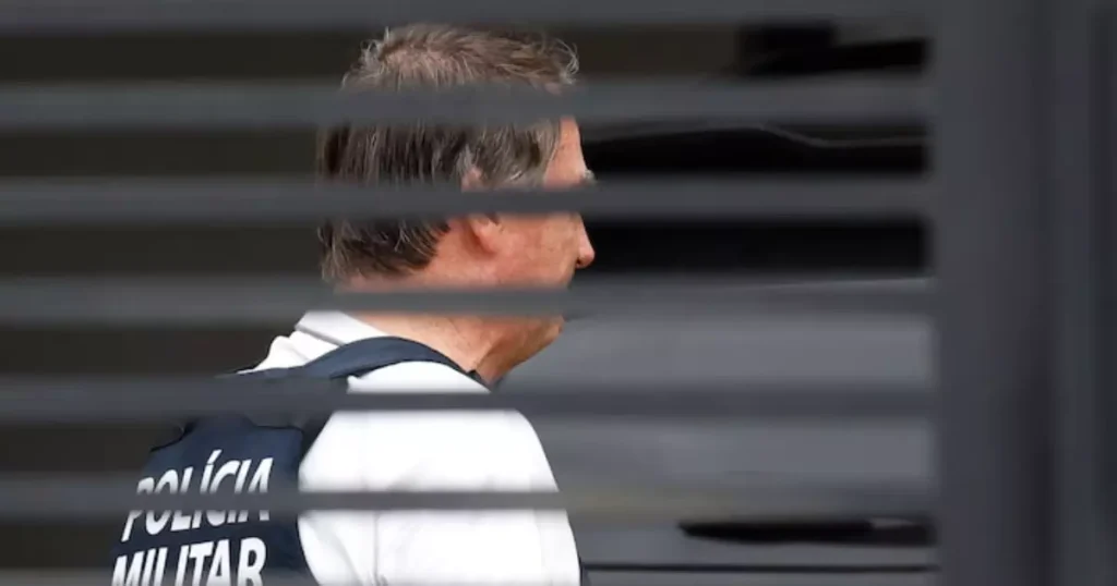 Saúde de Jair Bolsonaro: Michelle Atualiza Sobre Recuperação Após Cirurgia no Ombro